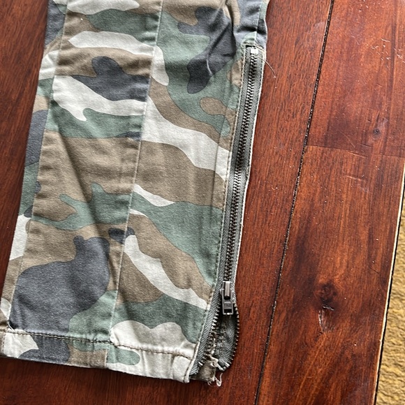 INC - international conception cargo pants - Picture 5 of 16